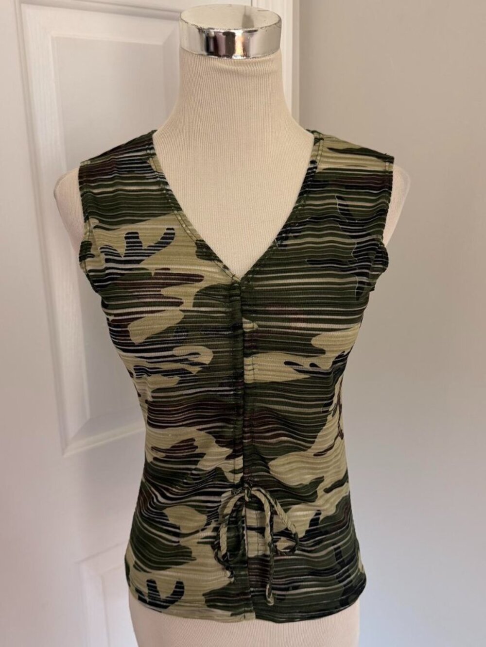 Y2K CAMO NEXT TO LOVE SHEER ROUCHED FRONT‎ TOP